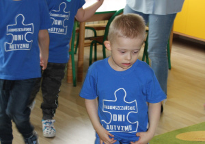Szymon w trakcie powitania