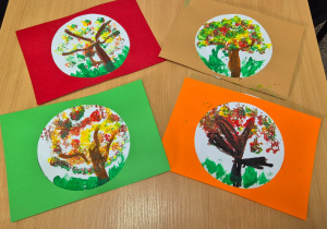 Spotkanie w MBP - prace plastyczne przedszkolaków